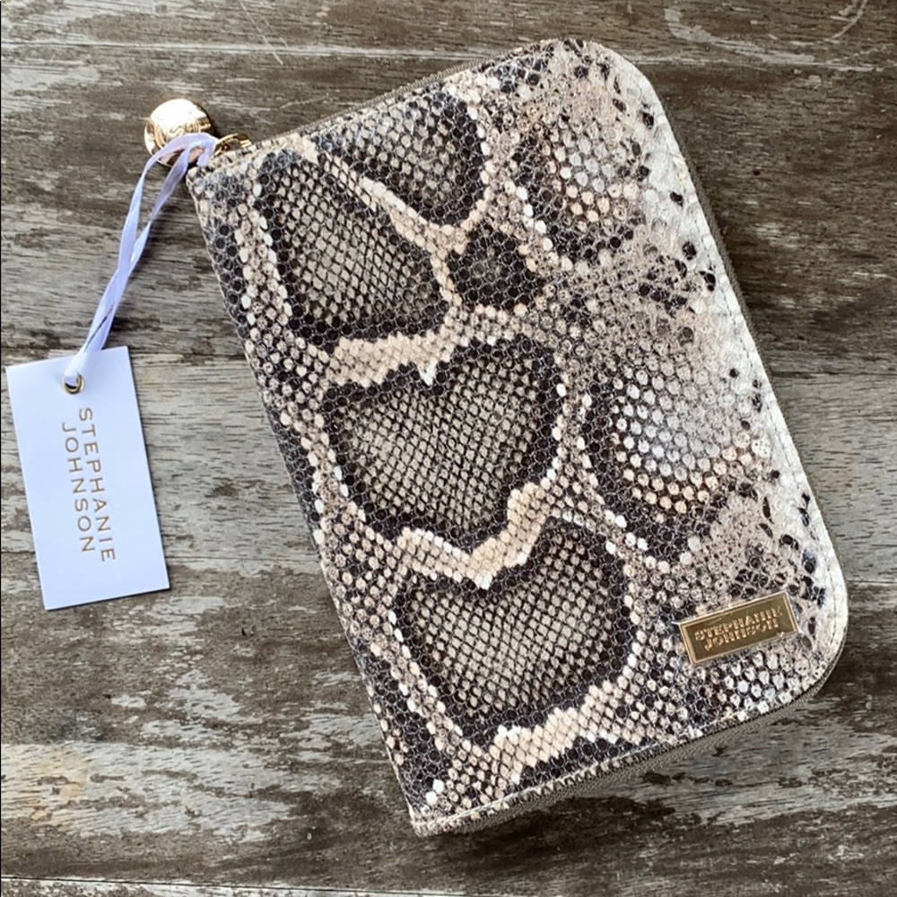Travel Jewelry Case By Stephanie Johnson
